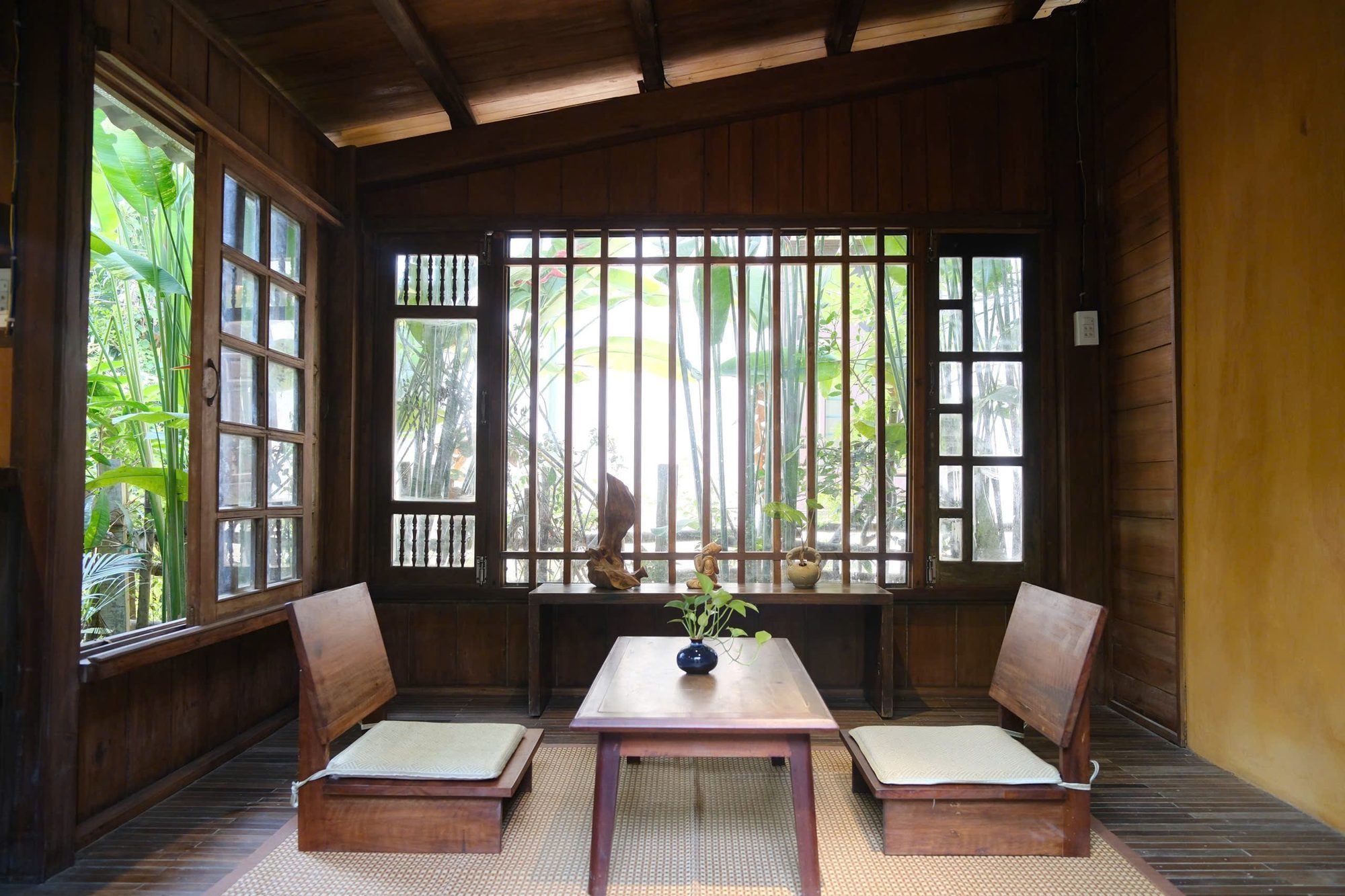 Lá Lốt (an aromatic leaf) · Apartment with Loft 8